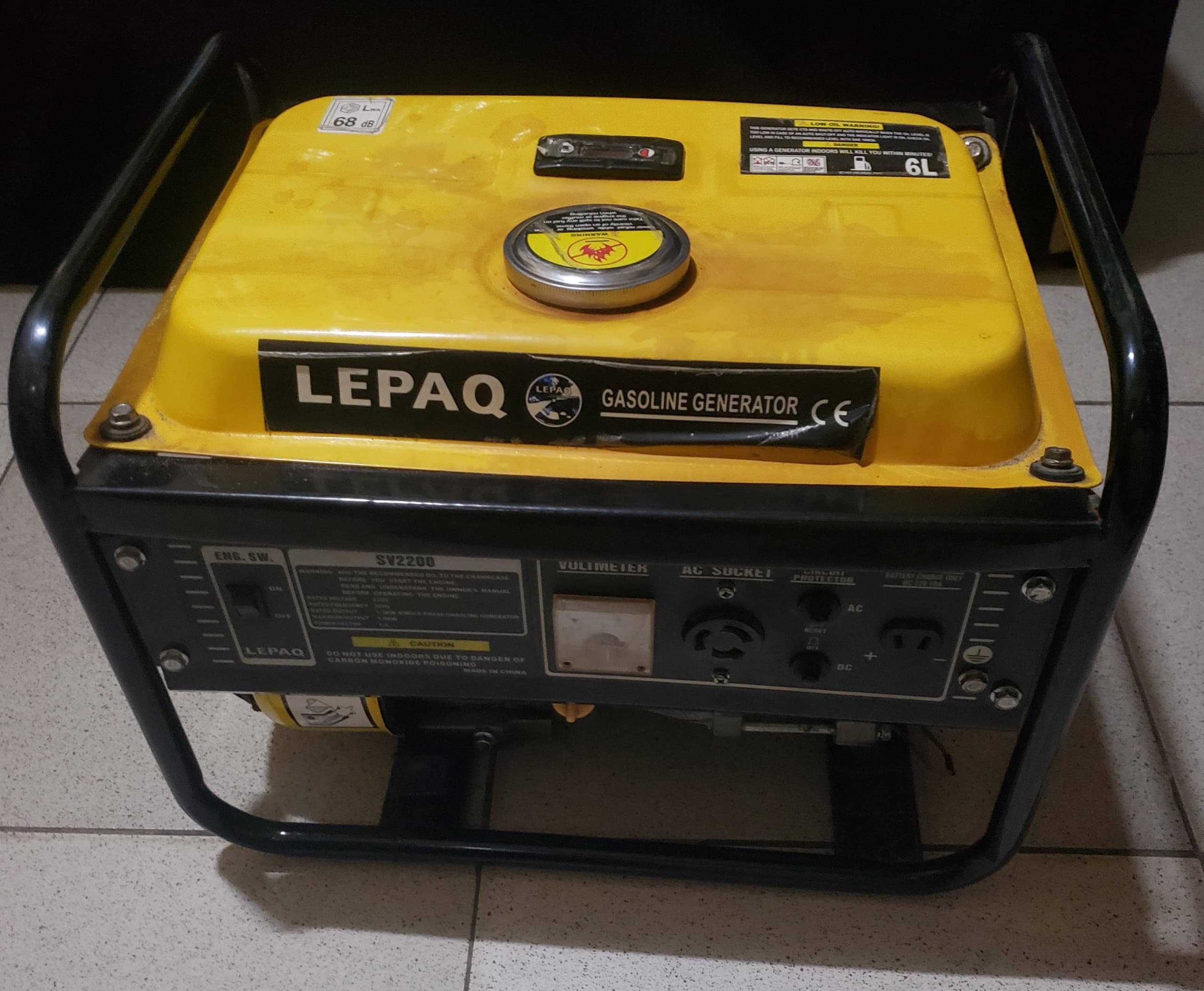 Neatly used Generator, just 1 year, Carton and receipt still available view 2