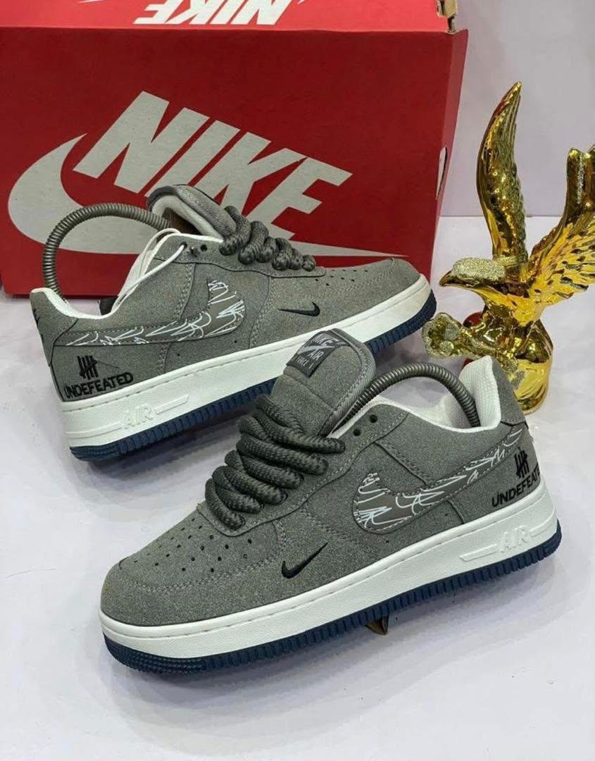 Nike sb dunks view 3