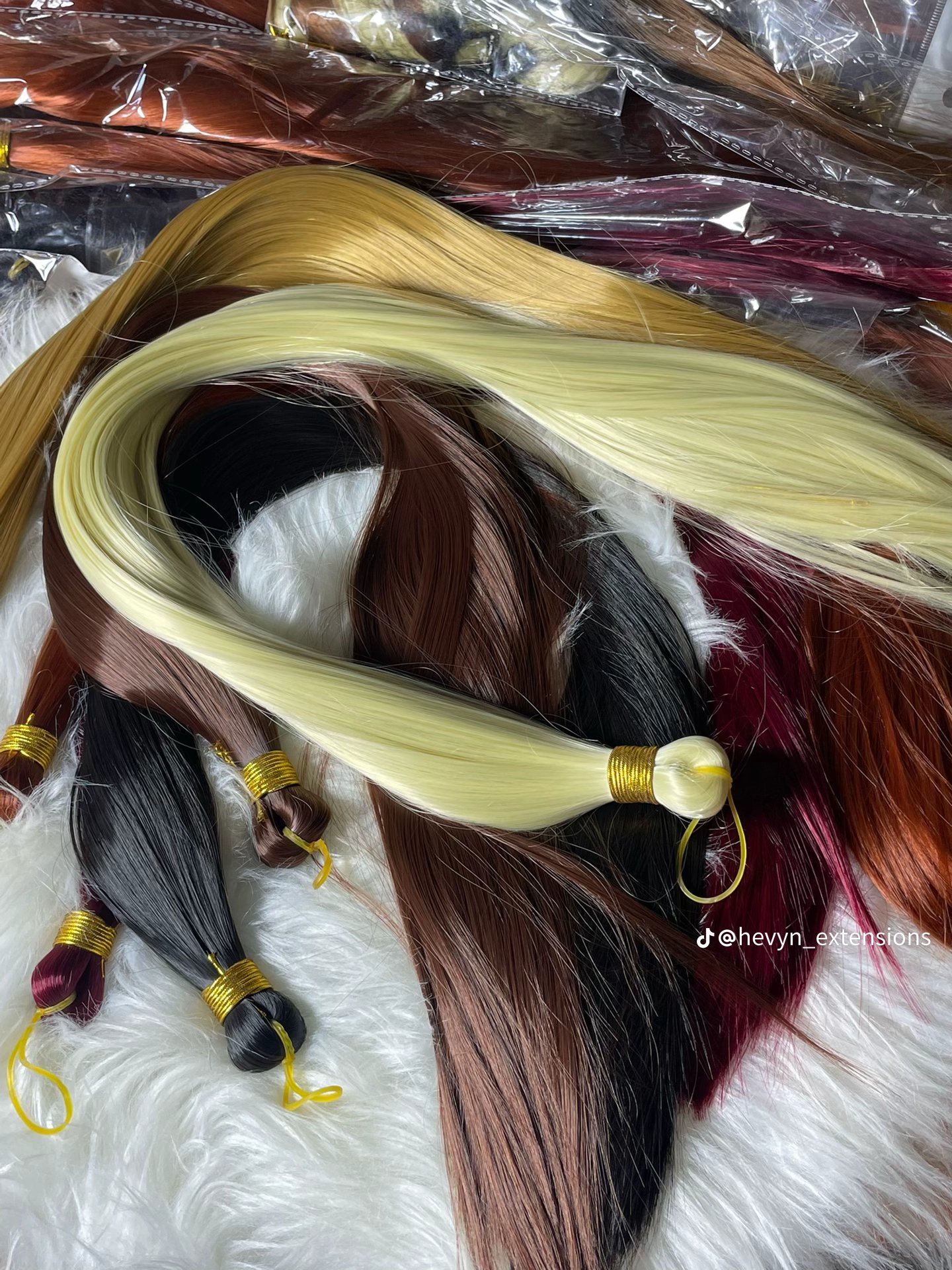 All hair extensions view 3