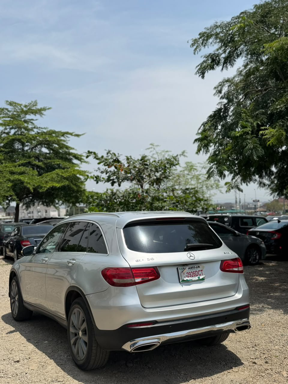 Neatly used GLC 300 4matic view 2
