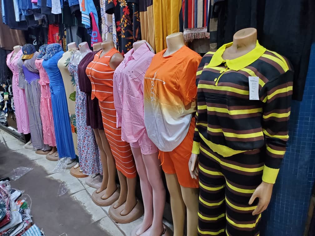 Luxury affordable unisex clothes view 3