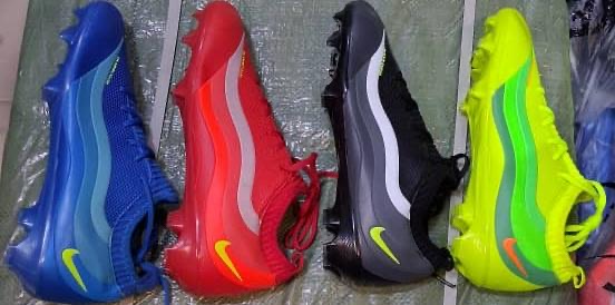 ORIGINAL FOOTBALL BOOTS view 3