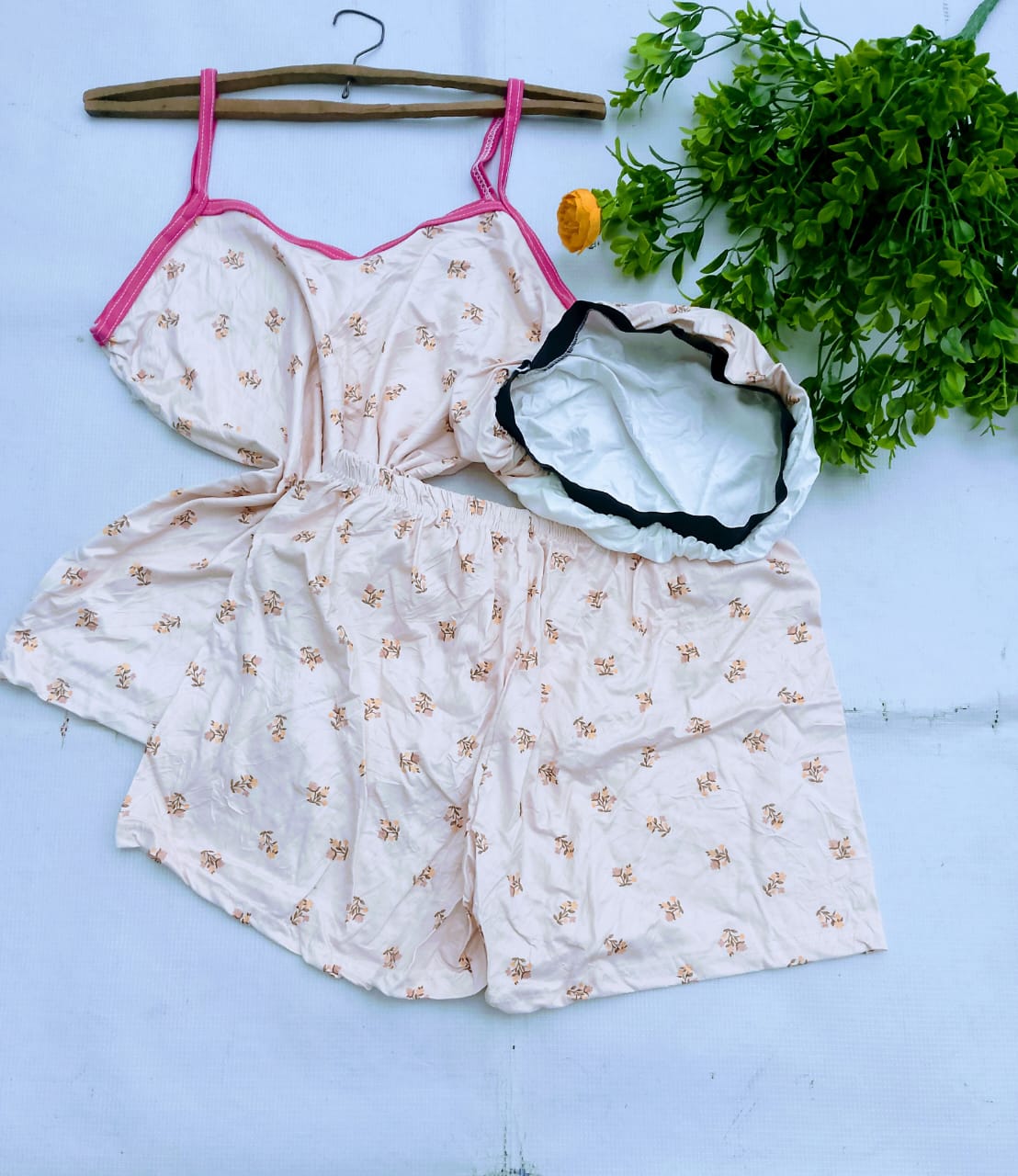 Ladies nightwears view 5