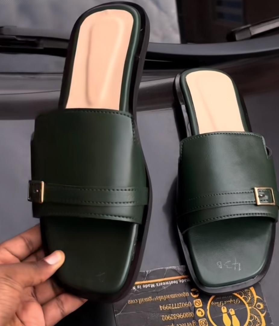 Handmade footwear view 3