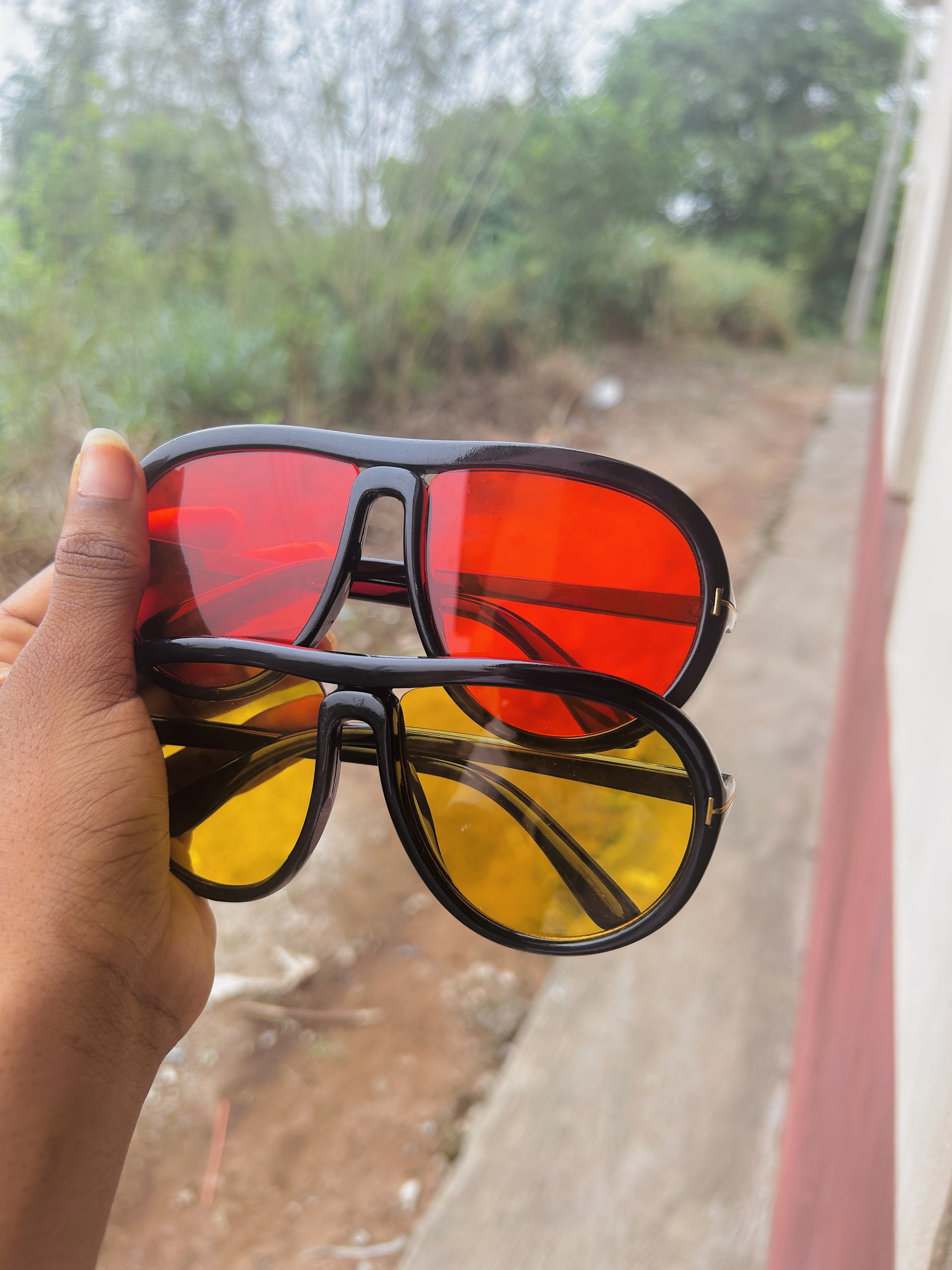 Ampearls glasses view 2