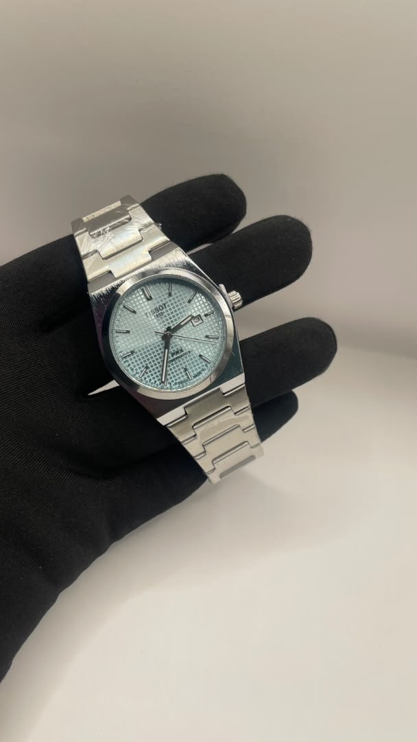 Chain wrist watch view 3