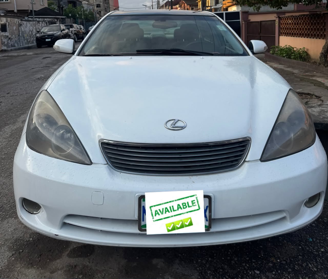 Used Lexus ES 330 view 4